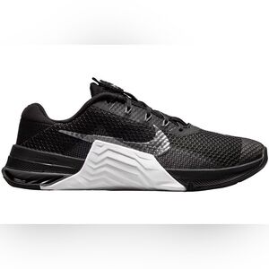 Nike Black & White Metcon 7 Sneakers